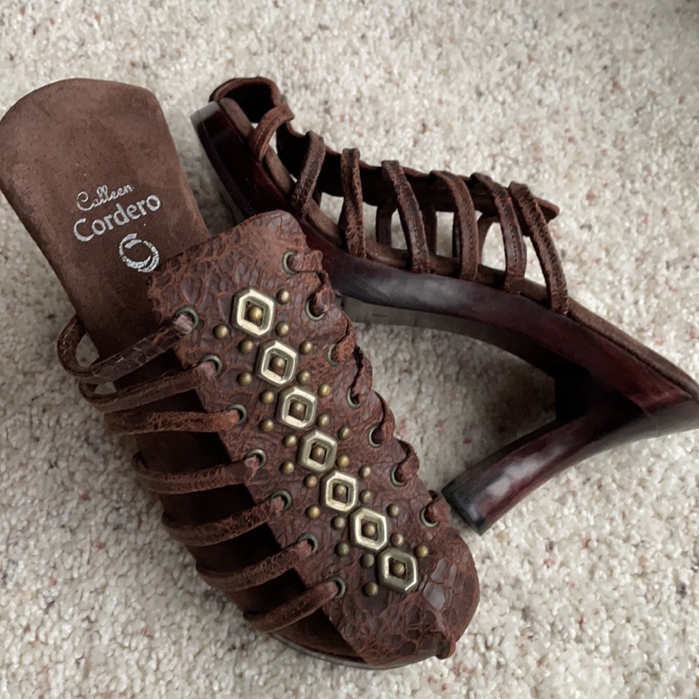 🆕CALLEEN CORDERO Matador Strappy Studded Heeled Mule Closed Toe Sandal sz 8